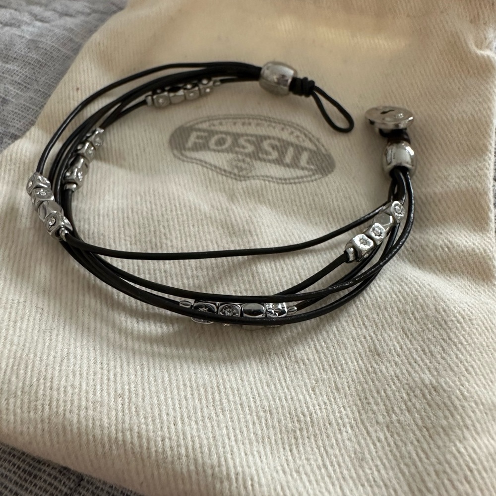 FOSSIL leather and beaded bracelet